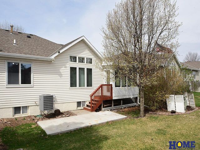 3300 S 83rd Street, Lincoln, NE 68506