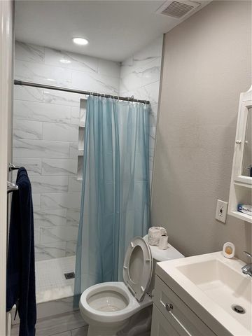6718 DONALD AVENUE, Tampa, FL 33614