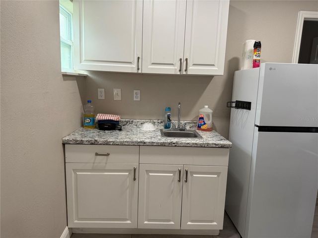 6718 DONALD AVENUE, Tampa, FL 33614