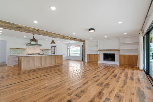 4824 Leipers Creek Road, Williamsport, TN 38487