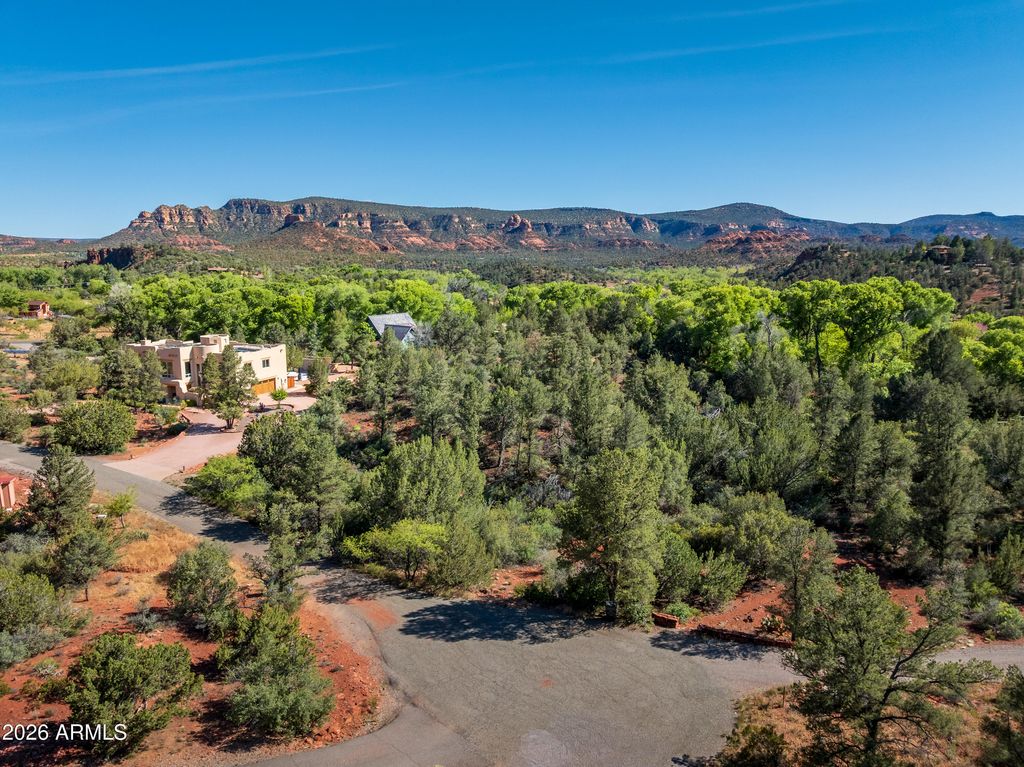 Image 18 of property listing at 55 Cimarron Ridge Drive 9, Sedona, AZ 86336