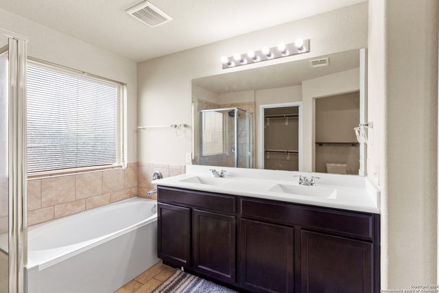 5942 Tranquil Dawn, San Antonio, TX 78218