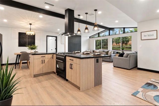 1339 W 11th, Upland, CA 91786