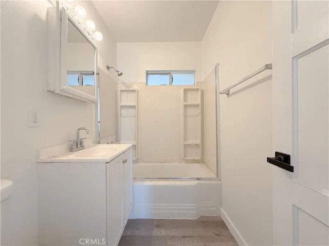 1410 W School Street, Compton, CA 90220