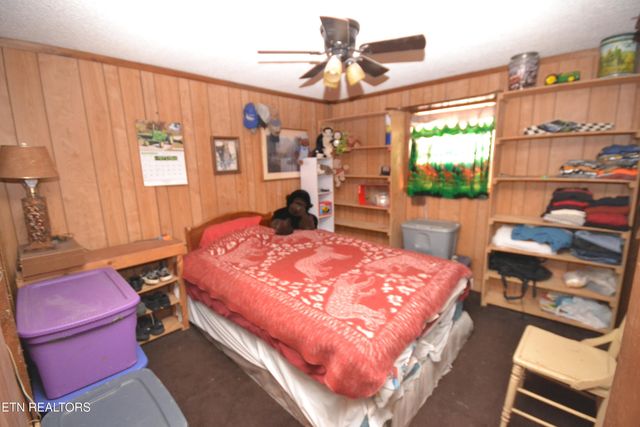 1894 Paint Rock Valley Rd, Philadelphia, TN 37846