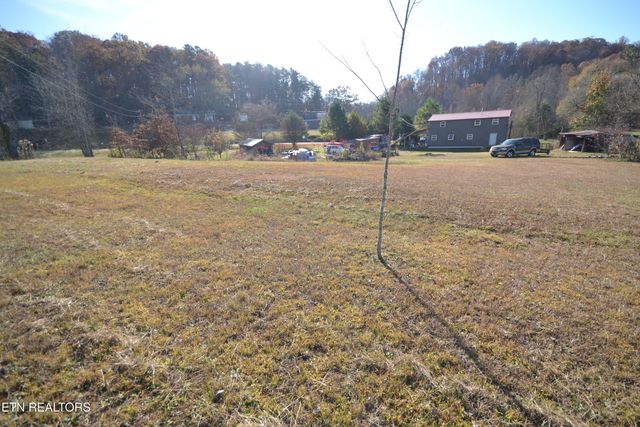 1894 Paint Rock Valley Rd, Philadelphia, TN 37846