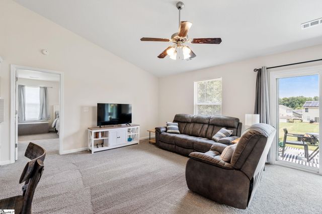 413 Bentridge Drive, Spartanburg, SC 29301