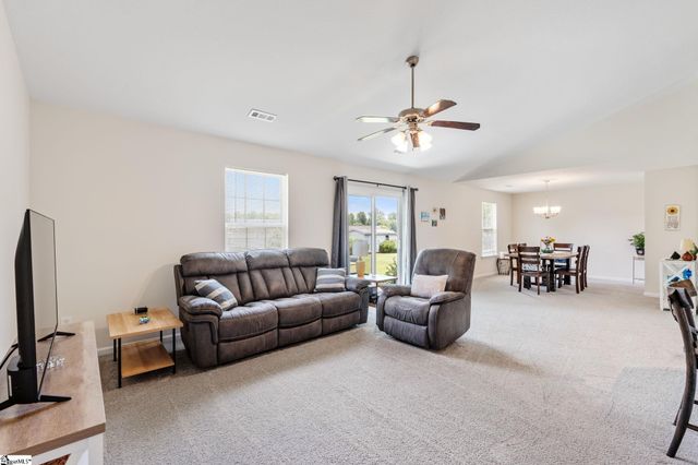 413 Bentridge Drive, Spartanburg, SC 29301
