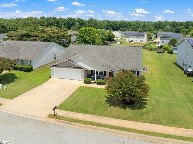 413 Bentridge Drive, Spartanburg, SC 29301