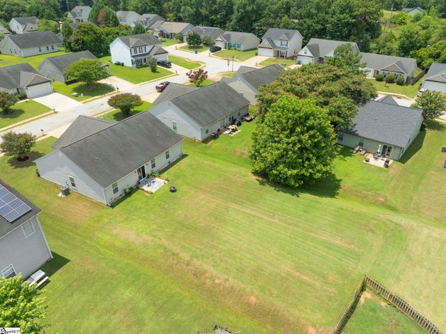 413 Bentridge Drive, Spartanburg, SC 29301