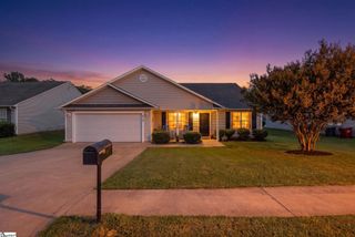 413 Bentridge Drive, Spartanburg, SC 29301
