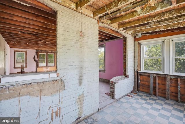 1300 TRINIDAD AVE NE, Washington, DC 20002