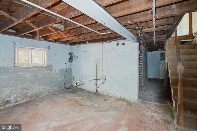 1300 TRINIDAD AVE NE, Washington, DC 20002