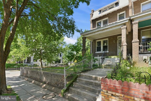 1300 TRINIDAD AVE NE, Washington, DC 20002