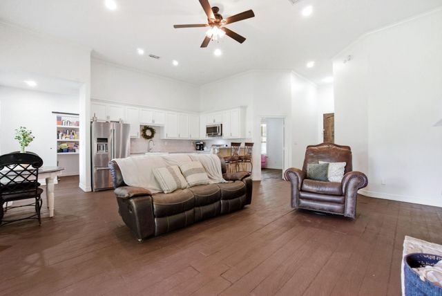 120 County Road 3669a, Splendora, TX 77372