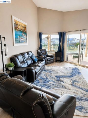 1755 Surfside Ct, Discovery Bay, CA 94505