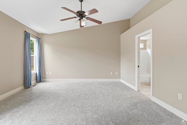 820 Fossilridge Drive, Manhattan, KS 66503