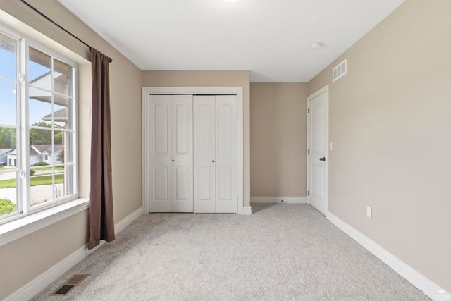 820 Fossilridge Drive, Manhattan, KS 66503