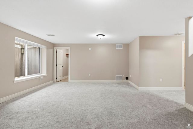 820 Fossilridge Drive, Manhattan, KS 66503