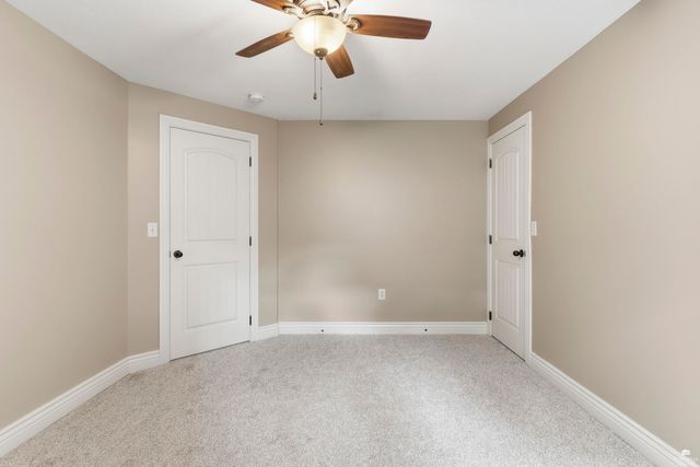 820 Fossilridge Drive, Manhattan, KS 66503
