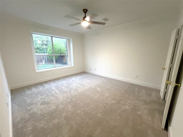 4300 Stone Hollow Way, Fort Worth, TX 76040