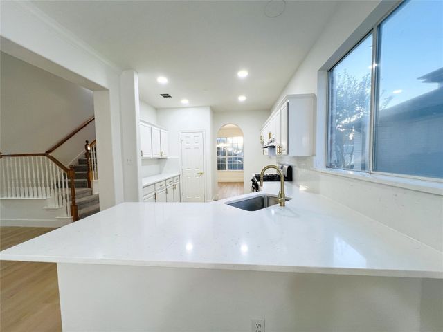 4300 Stone Hollow Way, Fort Worth, TX 76040