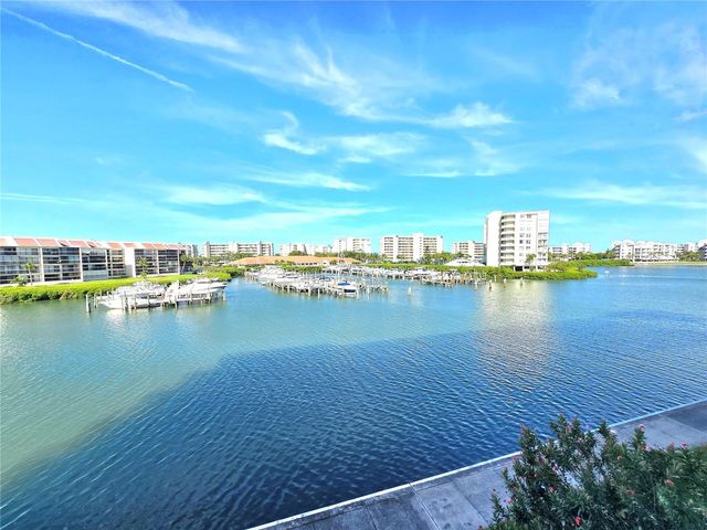 7600 SUN ISLAND DRIVE S 306, South Pasadena, FL 33707