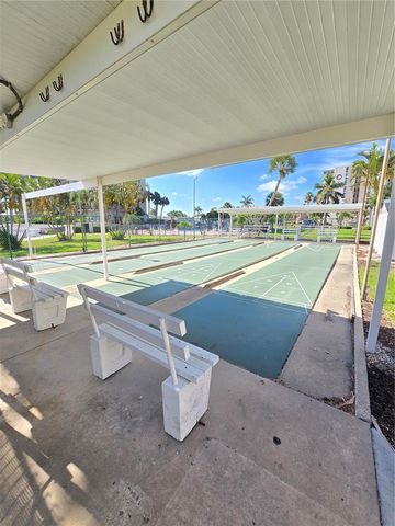 7600 SUN ISLAND DRIVE S 306, South Pasadena, FL 33707