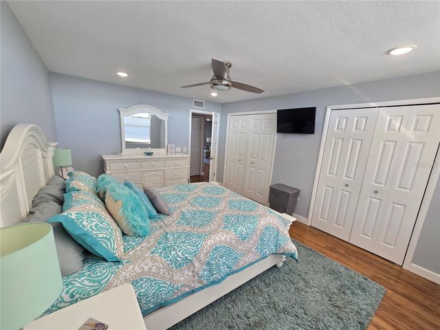 7600 SUN ISLAND DRIVE S 306, South Pasadena, FL 33707