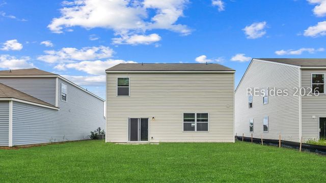 30 Bottom Board Ct, Ridgeland, SC 29936