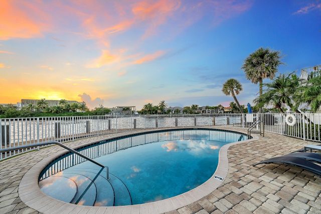 1705 N Riverside Drive 8, Pompano Beach, FL 33062