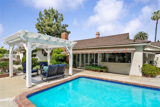 1622 Via Alegre, San Dimas, CA 91773