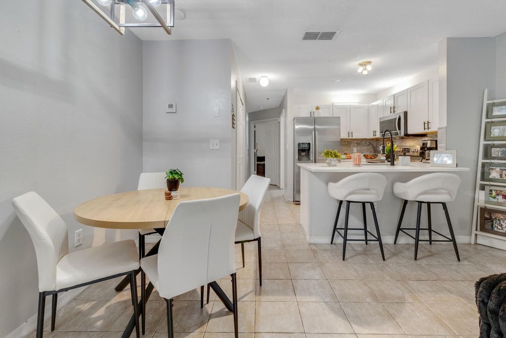 Image 3 of property listing at 1638 WINDSOR OAK COURT, Kissimmee, FL 34744
