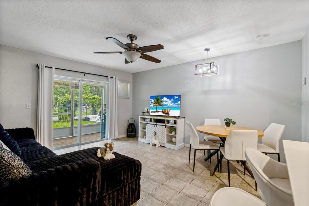 Image 4 of property listing at 1638 WINDSOR OAK COURT, Kissimmee, FL 34744
