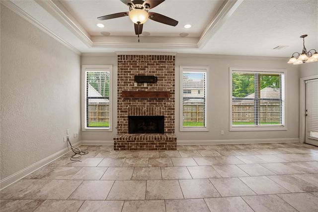 536 Stephen F Austin Drive, Conroe, TX 77302