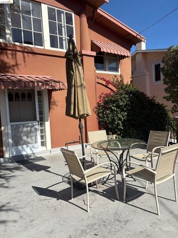 1024 Elsinore Ave, Oakland, CA 94602