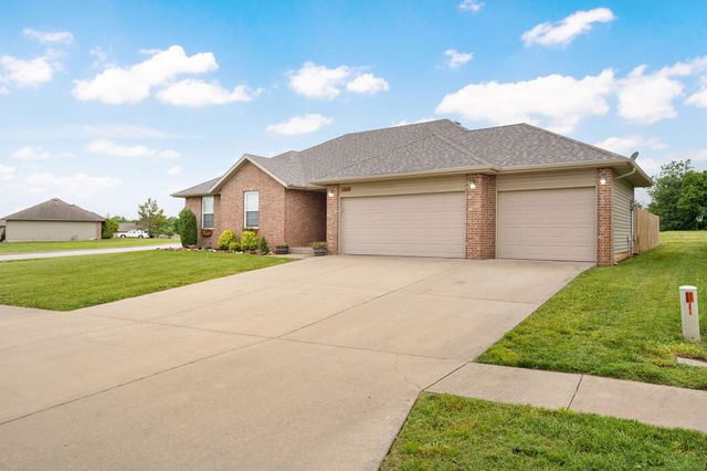 1071 S Tanner Drive, Springfield, MO 65802