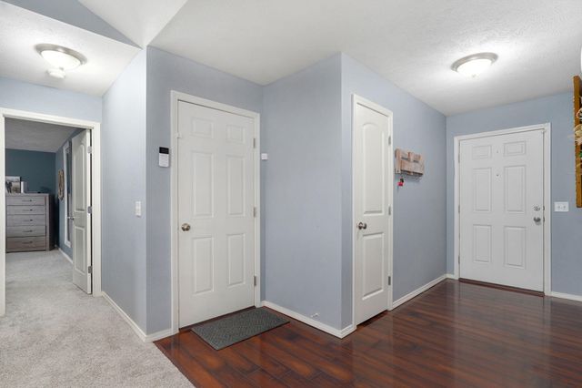 1071 S Tanner Drive, Springfield, MO 65802