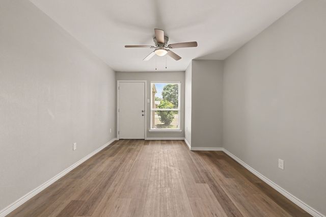 3001 Harvard Street N, Irving, TX 75062