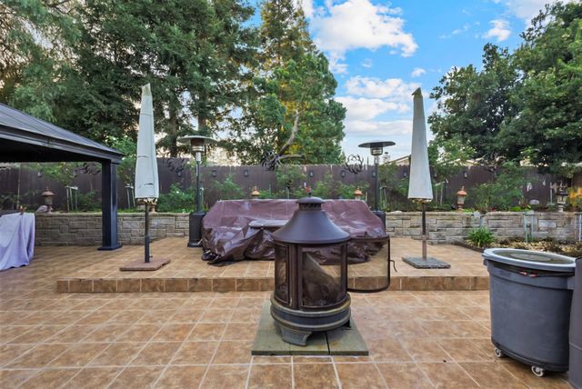 482 Quail Run Cir, Tracy, CA 95377