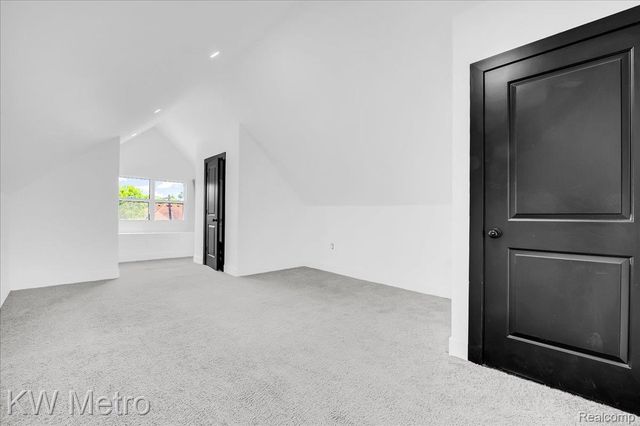 1685 Glynn Court, Detroit, MI 48206