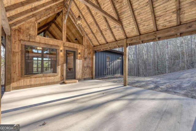 250 Wolf Creek Circle, Mineral Bluff, GA 30559