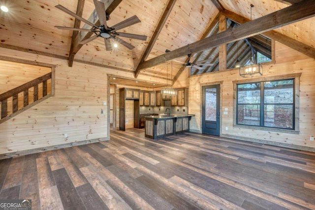 250 Wolf Creek Circle, Mineral Bluff, GA 30559