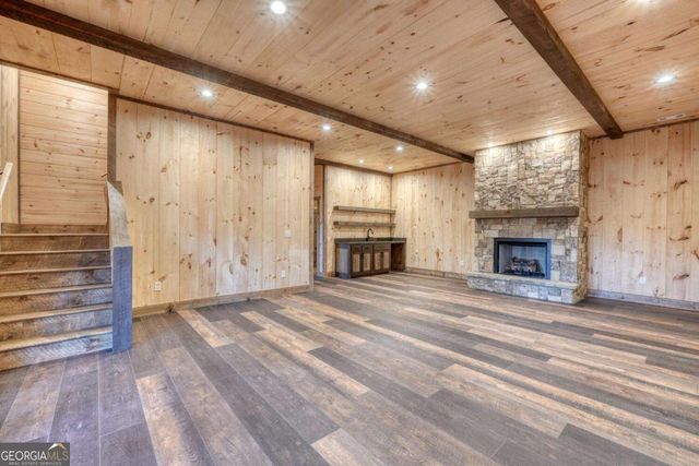 250 Wolf Creek Circle, Mineral Bluff, GA 30559