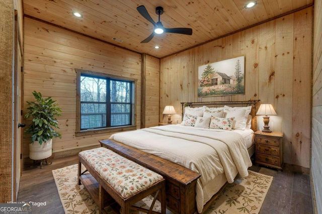 250 Wolf Creek Circle, Mineral Bluff, GA 30559