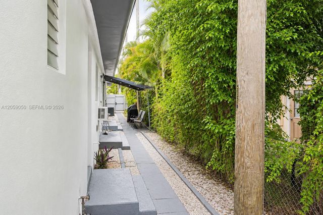 2206 Fillmore Street 8, Hollywood, FL 33020