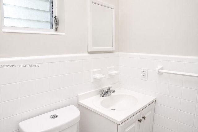 2206 Fillmore Street 8, Hollywood, FL 33020