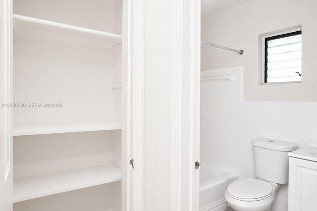 2206 Fillmore Street 8, Hollywood, FL 33020