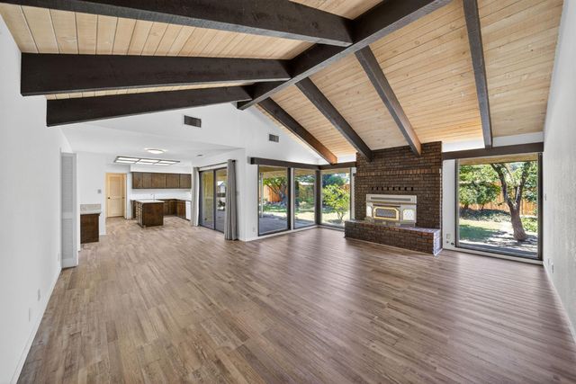 83 2nd Street, Clovis, CA 93612