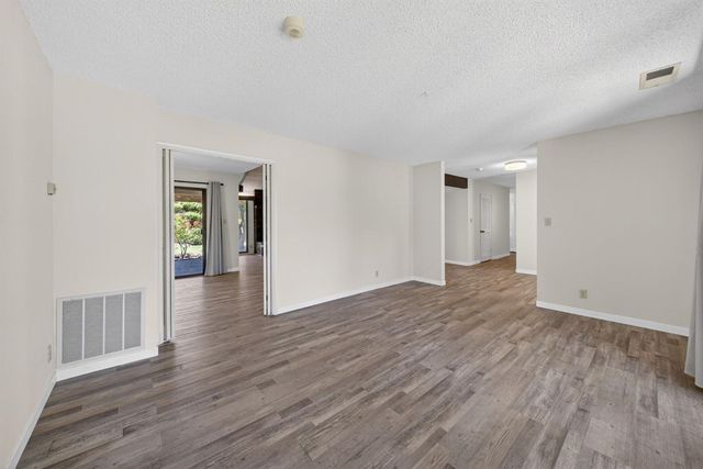 83 2nd Street, Clovis, CA 93612
